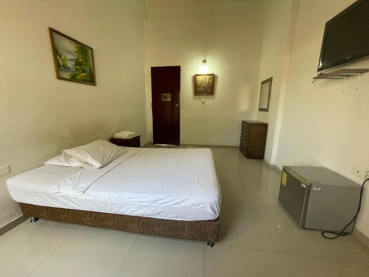Hotel Miami Sm 3*